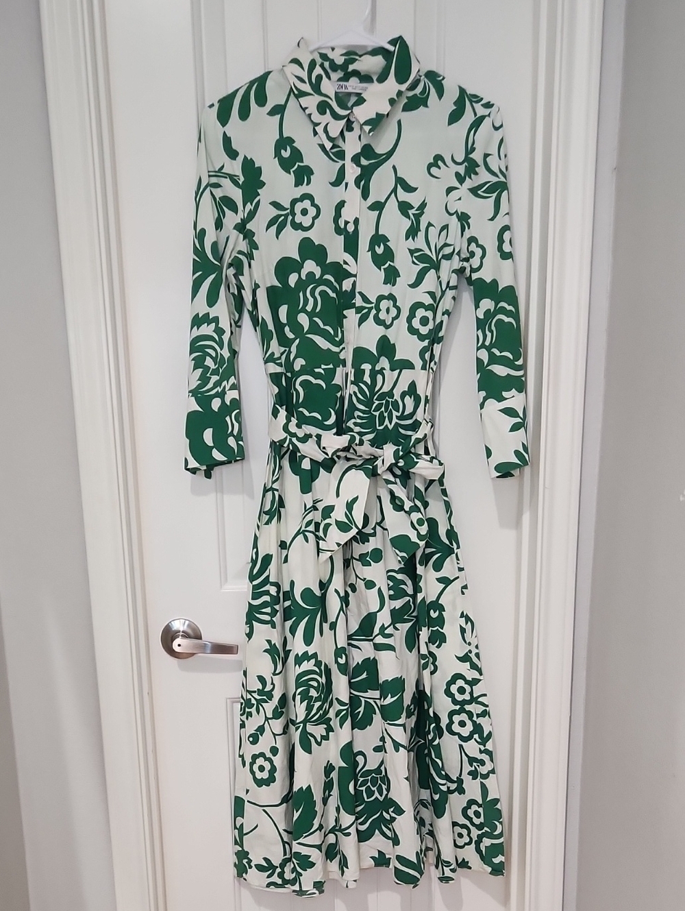 Zara Green and White Long Sleeve Floral Shirt Dress with Tie Waist